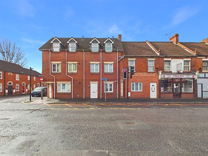 1 Bedroom Flat For Sale In Cranleigh Court, - St. John Street, Bridgwater, Somerset, TA6