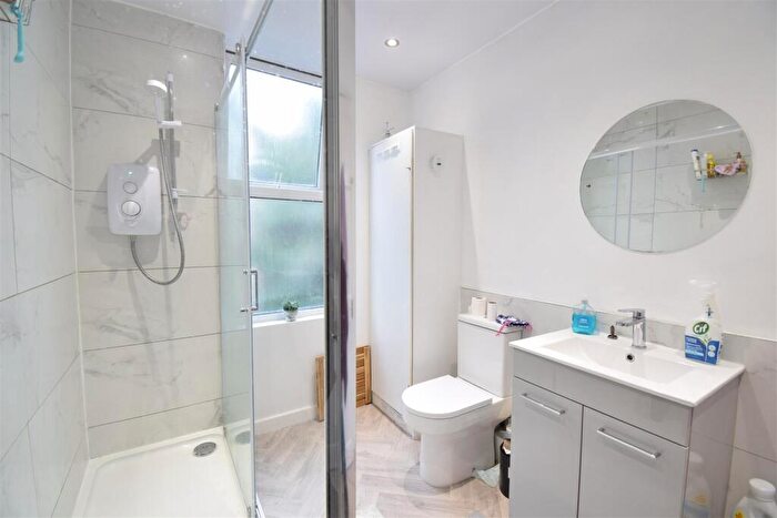 7 Bedroom Terraced House To Rent In Warrington Road, Sheffield, S10