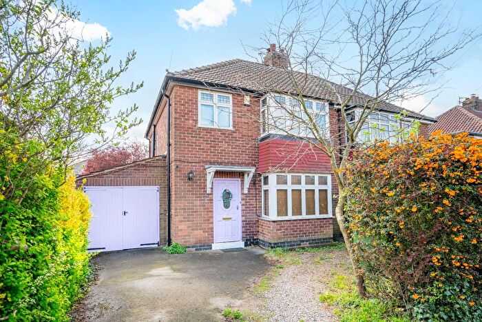 3 Bedroom Semi Detached House For Sale In Melton Avenue, Rawcliffe, York, YO30