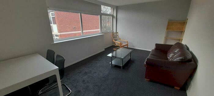 2 Bedroom Flat To Rent In Grove Court, Grove Lane, Leeds, LS6