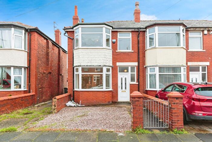 3 Bedroom End Of Terrace House For Sale In Torquay Avenue, Blackpool, Lancashire, FY3