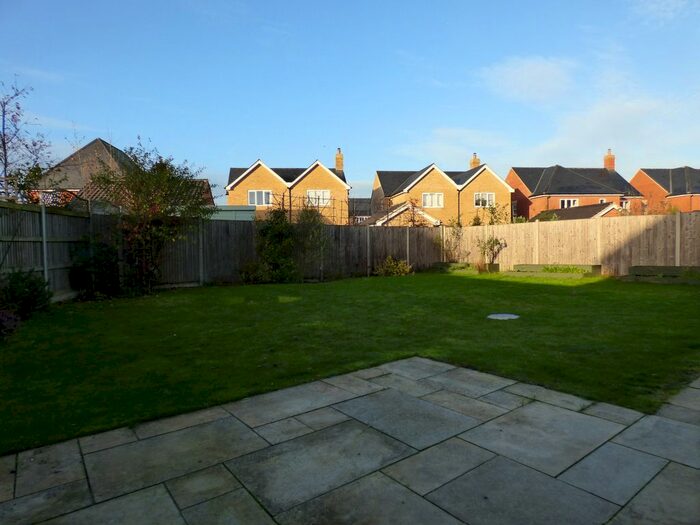 3 Bedroom Semi-Detached House To Rent In Strawberry Avenue, Manningtree, CO11