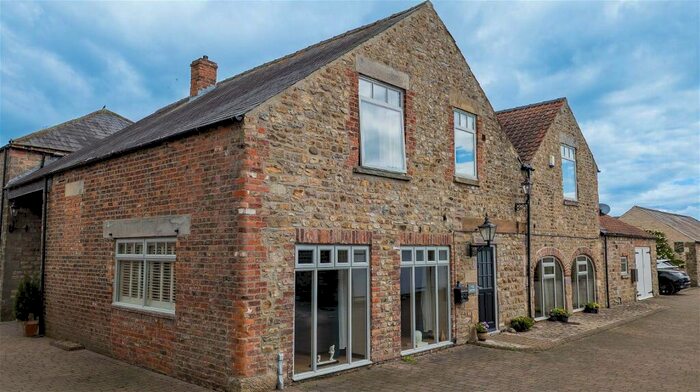 4 Bedroom Barn Conversion For Sale In Chapmans Court, Catterick, Richmond, DL10