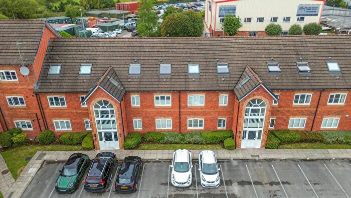 2 Bedroom Apartment For Sale In Gadfield Court, Atherton, M46
