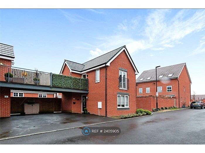 2 Bedroom Detached House To Rent In Hasler Place, Basingstoke, RG21