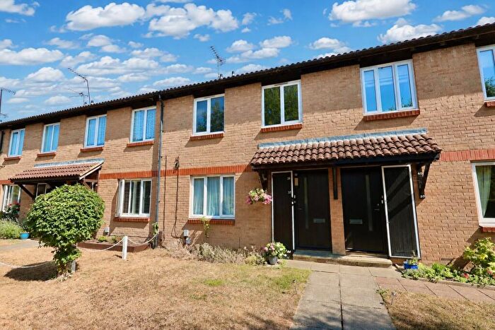 1 Bedroom Terraced House For Sale In Taylor Close, Orpington, BR6