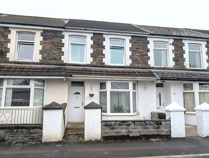 3 Bedroom Terraced House To Rent In New Park Terrace, Pontypridd, CF37