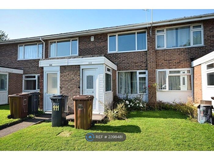 2 Bedroom Maisonette To Rent In Walsgrave Drive, Solihull, B92