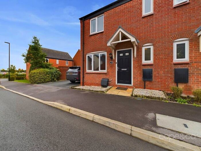 3 Bedroom Semi-Detached House To Rent In Kingsgate Road, Chellaston, Derby, Derbyshire, DE73