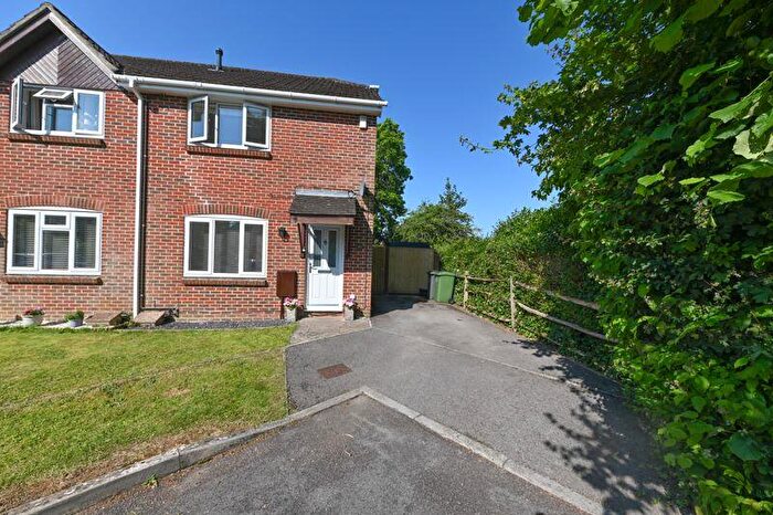 3 Bedroom Semi-Detached House To Rent In The Smithy, Waterlooville, PO7