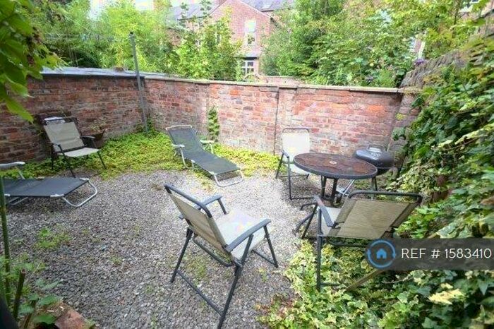 2 Bedroom Flat To Rent In Keppel Road, Manchester, M21