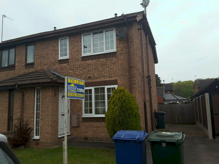 3 Bedroom Semi-Detached House To Rent In Southmoor Lane, Armthorpe, DN3