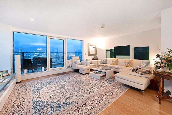 3 Bedroom Penthouse For Sale In Aragon Tower, George Beard Road, Deptford, London, SE8