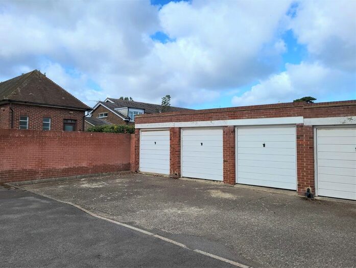 Garage / Parking To Rent In Garage At Kings Charles Court, Lord Warden Avenue, Walmer, CT14