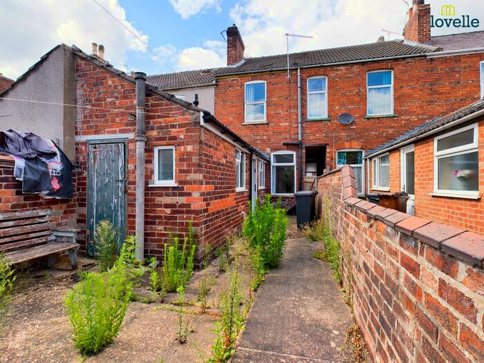 3 Bedroom Flat To Rent In Norris Street, Lincoln, LN5