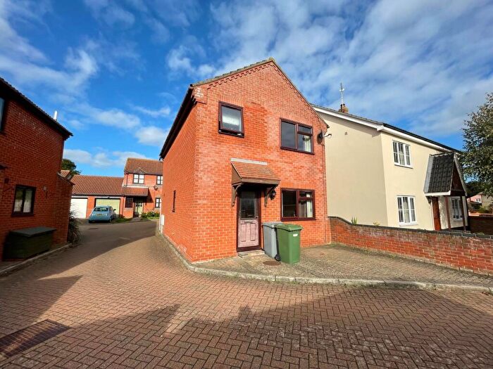 3 Bedroom Detached House To Rent In Old Road, Acle, Norwich, NR13