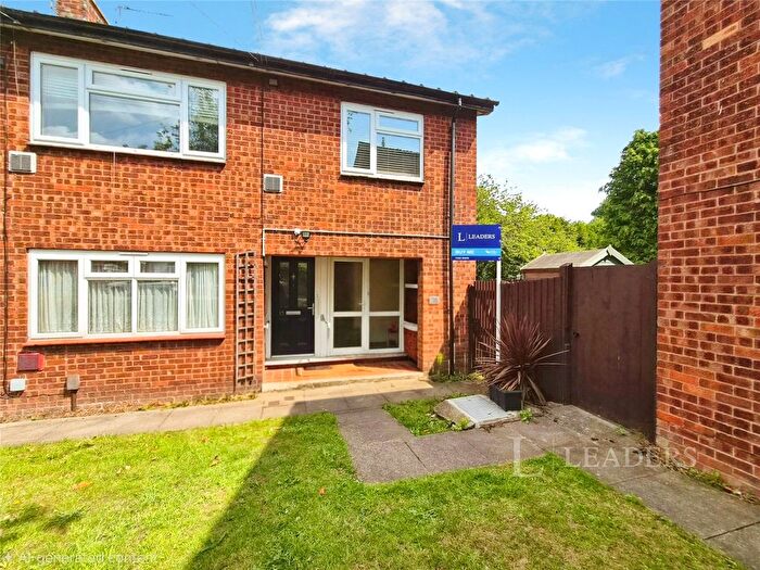 2 Bedroom Maisonette For Sale In Metcalfe Close, Alvaston, Derby, DE24