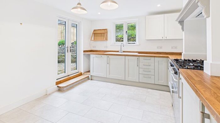 2 Bedroom Cottage To Rent In West Street, Hinton St. George, TA17