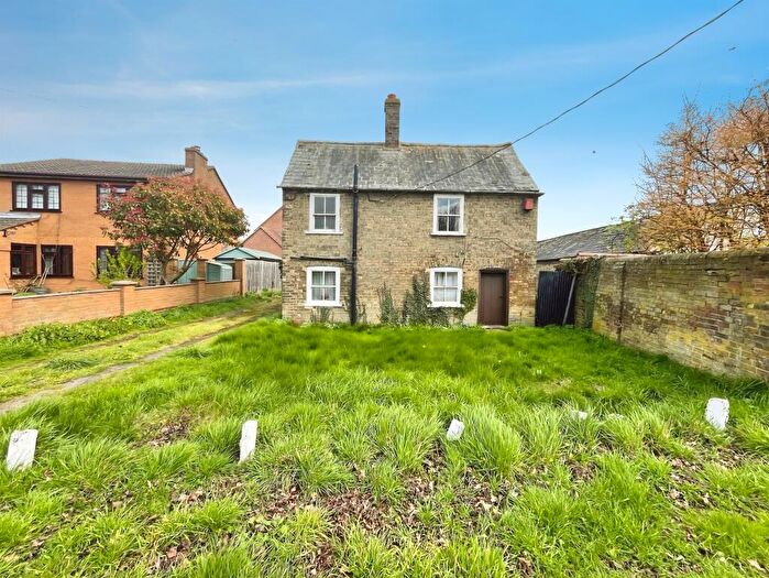 2 Bedroom Detached House For Sale In Ramsey Road, Ramsey, Huntingdon, PE26