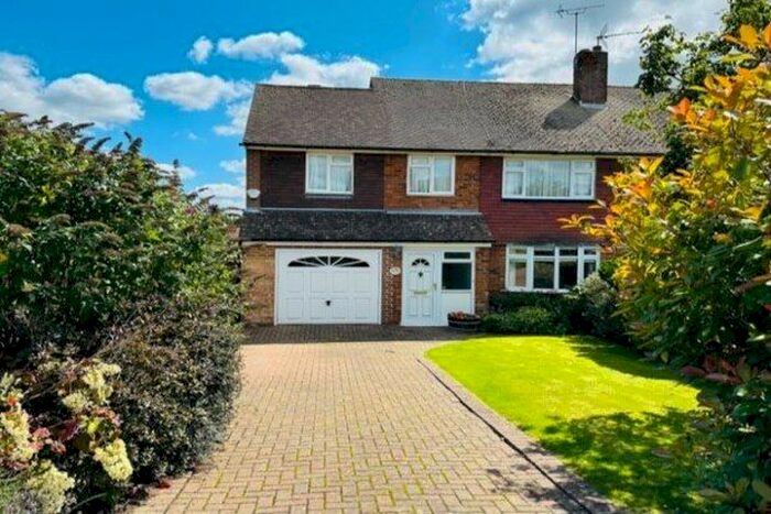 3 Bedroom Semi-Detached House To Rent In Stone Cross Road, Wadhurst, TN5