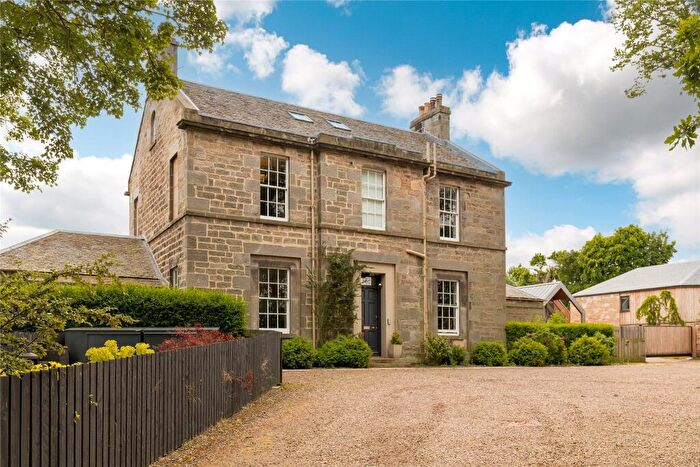4 Bedroom Apartment For Sale In Liberton Brae, Edinburgh, EH16