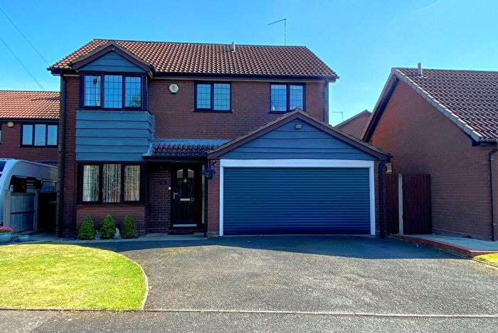 4 Bedroom Detached House For Sale In Willow Park Drive, Oldswinford, Stourbridge, DY8