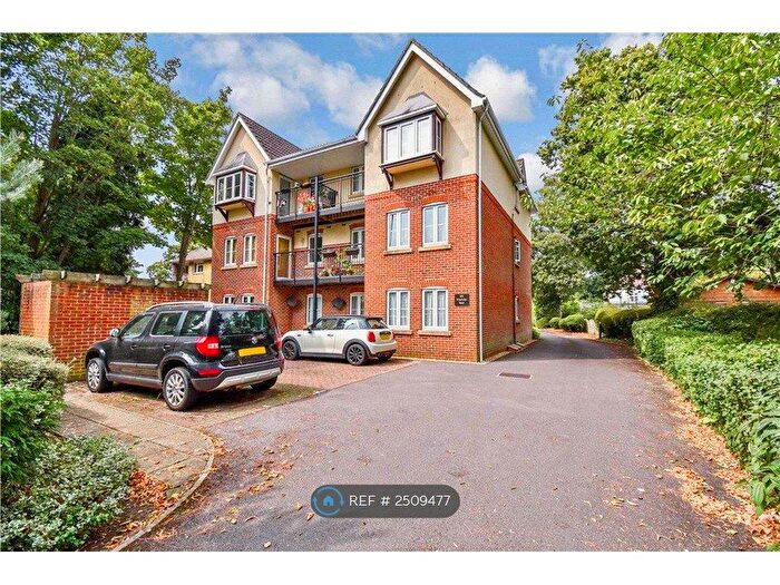 2 Bedroom Flat To Rent In Winchester Road, Southampton, SO16