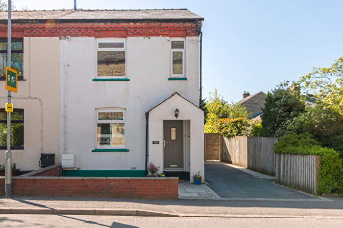 2 Bedroom Semi-Detached House For Sale In Sam Road, Diggle, Saddleworth, OL3