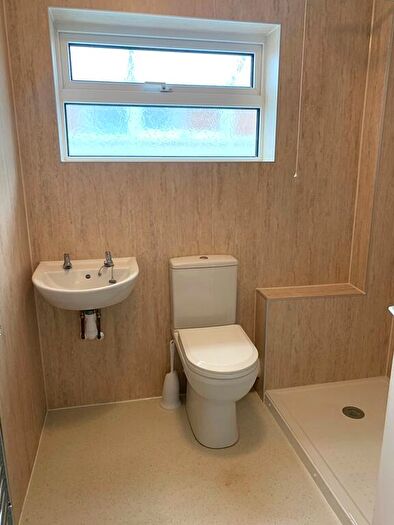 2 Bedroom Semi-Detached Bungalow For Sale In Honiton Bottom Road, Honiton, EX14