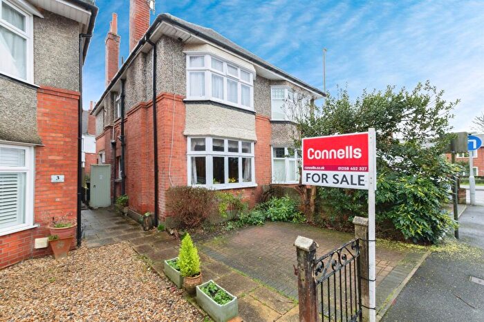 3 Bedroom Semi Detached House For Sale In Nursery Road, Blandford Forum, DT11