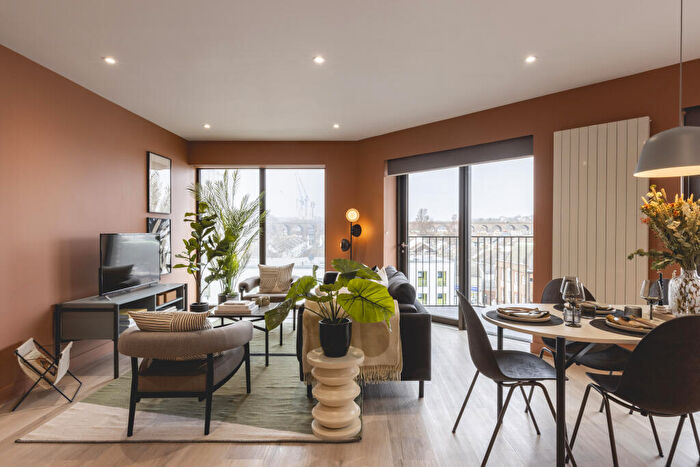 1 Bedroom Apartment To Rent In New England Street, Brighton, East Sussex, BN1