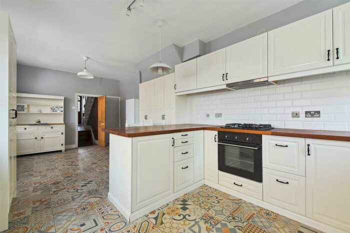 5 Bedroom House To Rent In Mount Pleasant Rd, London, N17