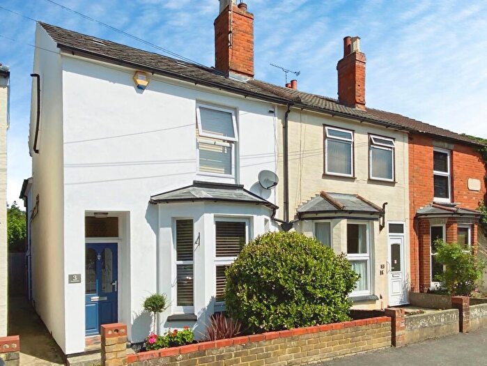 2 Bedroom End Of Terrace House For Sale In Frederick Place, Wokingham, Berkshire, RG41