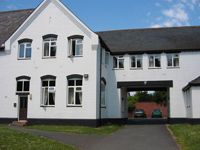 1 Bedroom Flat To Rent In Flat, Penglaise House, Lower Bullingham, Hereford, HR2