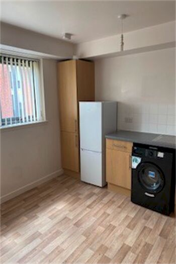 2 Bedroom Flat To Rent In Flat Tudsbery Avenue, EH16