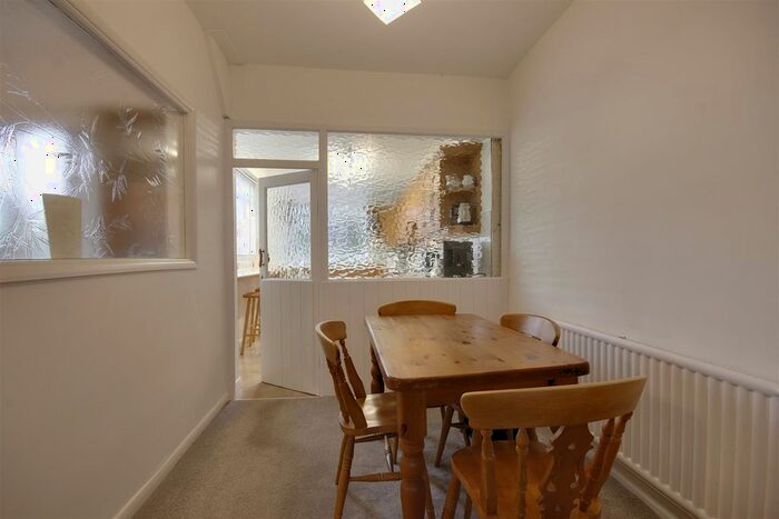 3 Bedroom Terraced House For Sale In Swanland Road, Hessle, HU13