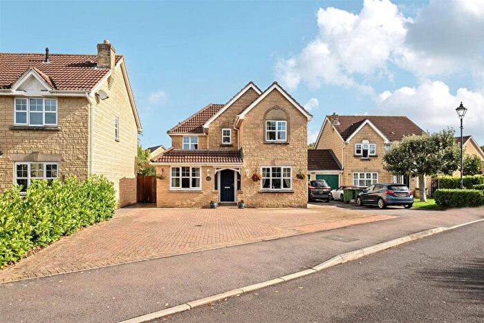4 Bedroom Detached House For Sale In Redwing Avenue, Chippenham, SN14