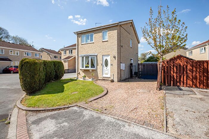 3 Bedroom Detached House For Sale In Wentworth Place, Rotherham, S61