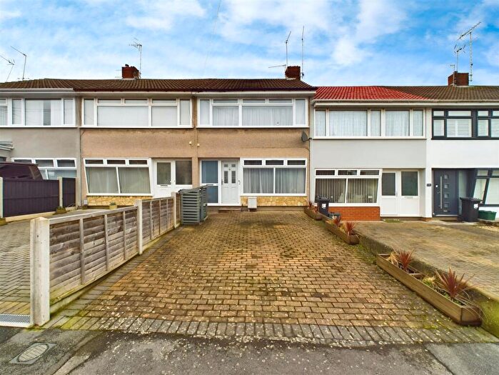 2 Bedroom Terraced House To Rent In Orchard Vale, Kingswood, Bristol, ., BS15