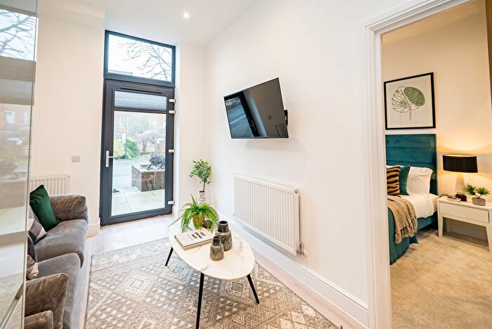 1 Bedroom Flat For Sale In New Street, Aylesbury, HP20
