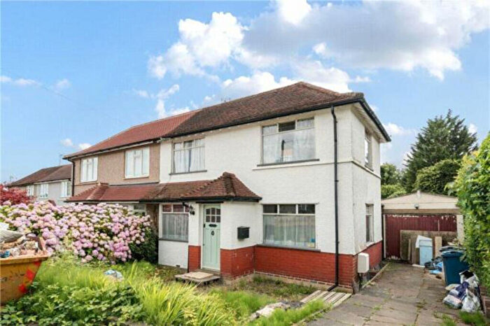 3 Bedroom Semi Detached House For Sale In Brookshill Avenue, Harrow, HA3