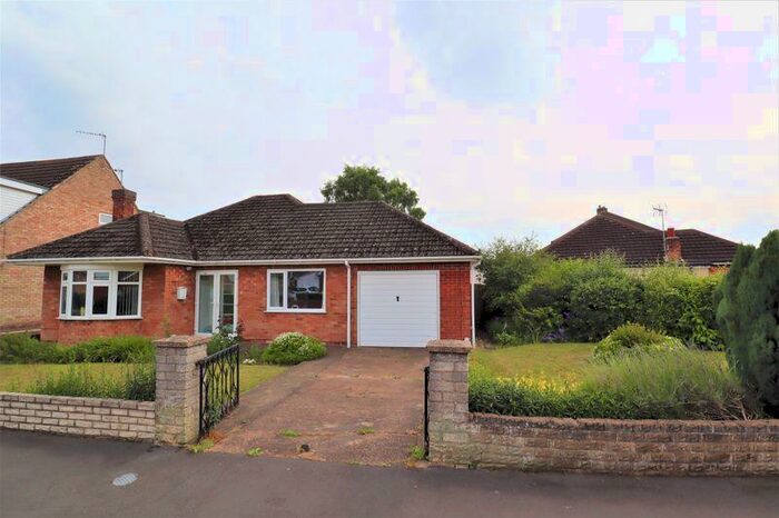 2 Bedroom Bungalow To Rent In Astwick Road, Lincoln, LN6