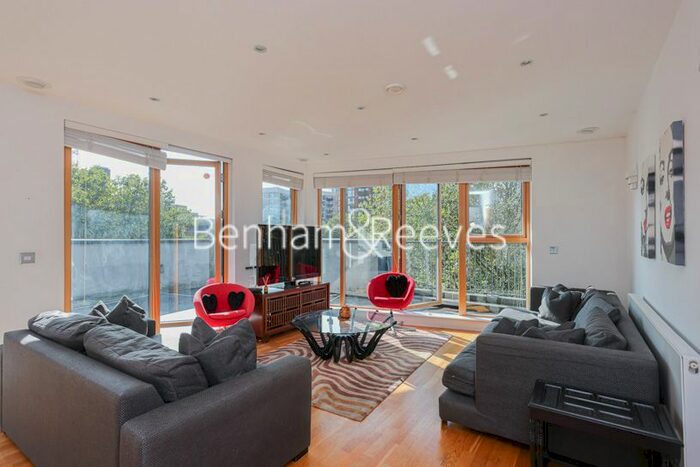 3 Bedroom Flat To Rent In New Kent Road, London, SE1