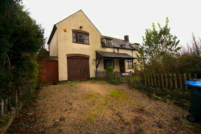 4 Bedroom Detached House To Rent In Welford Road, South Kilworth, LE17