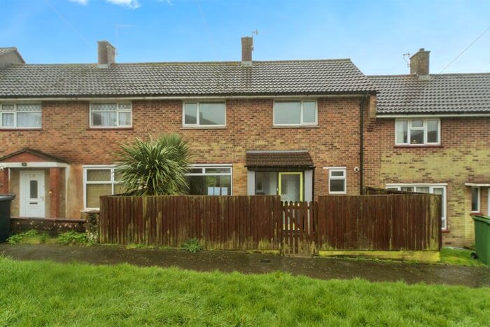 3 Bedroom Terraced House For Sale In Brightling Avenue, Hastings, TN35