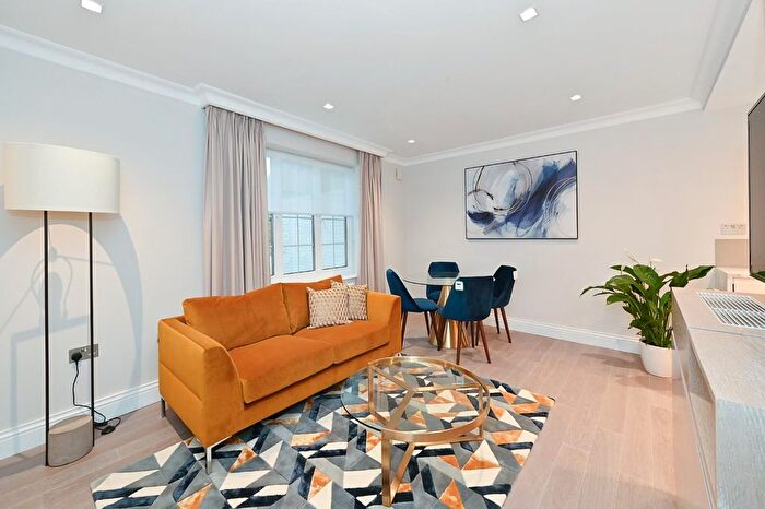 1 Bedroom Flat To Rent In Red Lion Yard, Mayfair, W1J