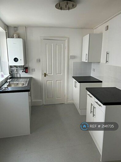 4 Bedroom Terraced House To Rent In Tavistock Street, Bletchley, Milton Keynes, MK2