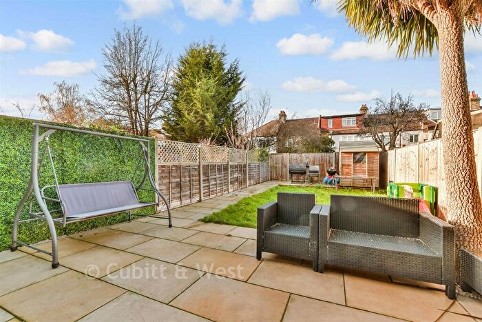 3 Bedroom Terraced House For Sale In Baring Road, Croydon, Surrey, CR0