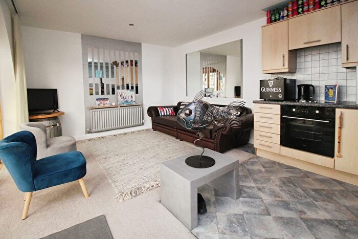1 Bedroom Flat For Sale In Lower Burlington Road, Portishead, Bristol, BS20