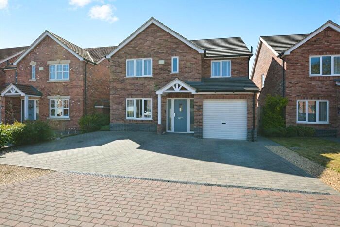 4 Bedroom Detached House For Sale In Dartmouth Road, Scunthorpe, DN17